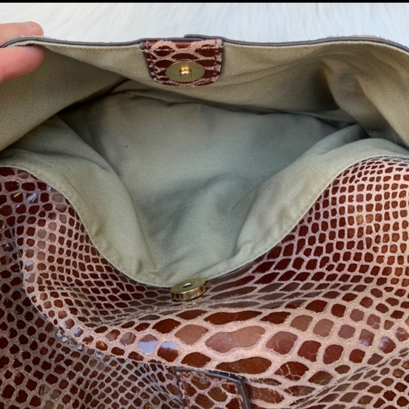 G.I.L.I. Exotic Snakeskin Hobo EUC - Picture 3 of 8